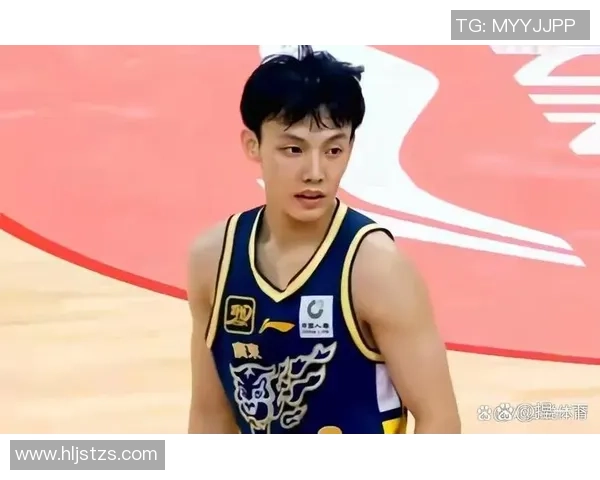 CBA常规赛第28轮精彩对决广东队迎战四川队全力争胜展现球队实力